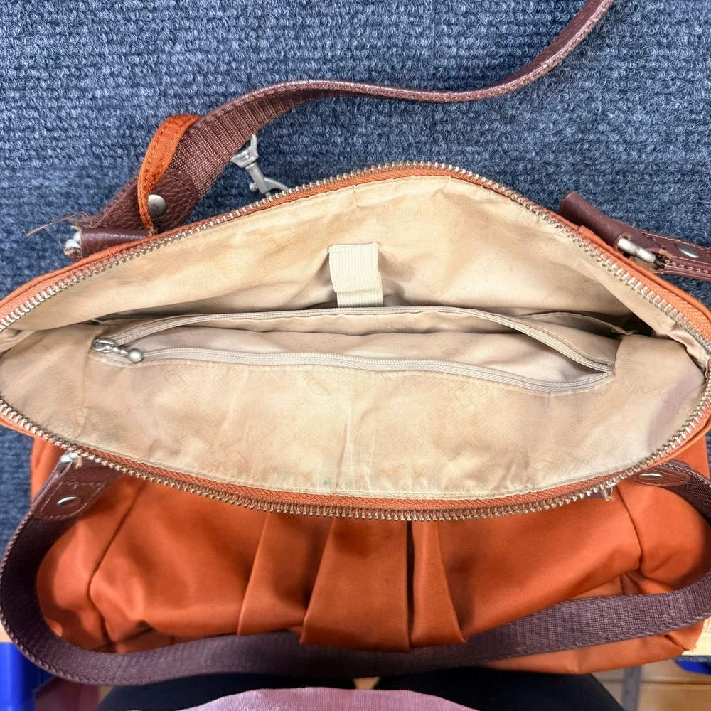 Baggallini Y2K Burnt Orange Nylon Hobo Bag Brown Leather Trim Pleated ManyPocket